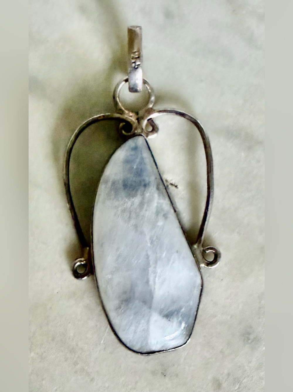 Vintage Sterling Silver Moonstone Pendant  10.34g